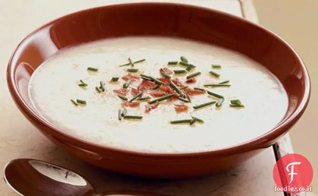 Zuppa cremosa di patate e mele