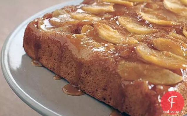 Torta di mele al caramello capovolta