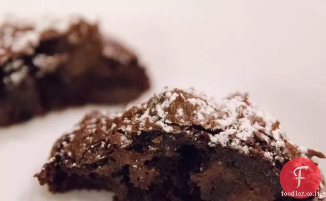 Biscotti al cioccolato fondente profondo senza farina
