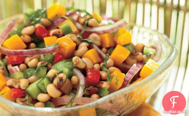 Insalata di piselli e zucca dagli occhi neri