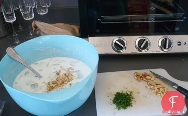 Tarator di Diliana (zuppa fredda bulgara)