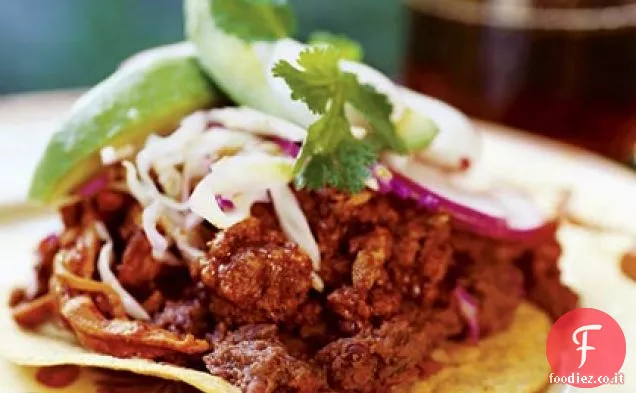 Tostadas con carne di maiale tagliuzzata (Tostadas de Tinga)