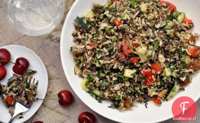 Insalata di riso selvatico dolce e salata