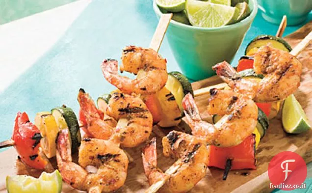 Gamberi glassati piccanti e kabobs di verdure