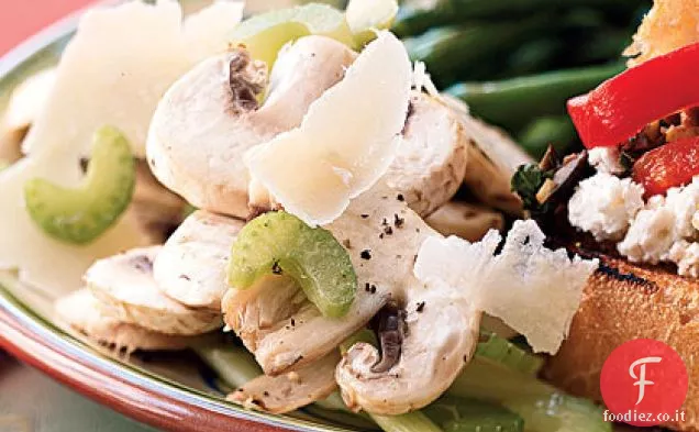 Insalata di Funghi con Olio al Tartufo e Parmigiano-Reggiano