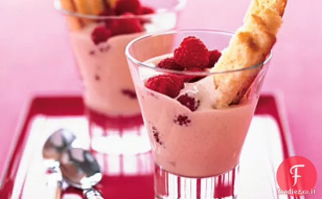Mousse di Marsala e Mascarpone con Pound Cake e Frutti di bosco