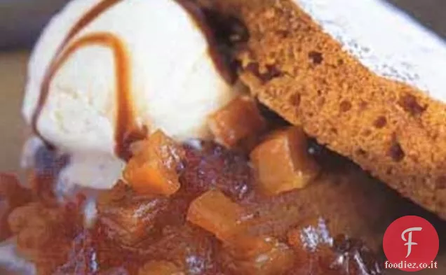 Torta di zucca con gelato alla salvia e composta di ciliegie di zucca