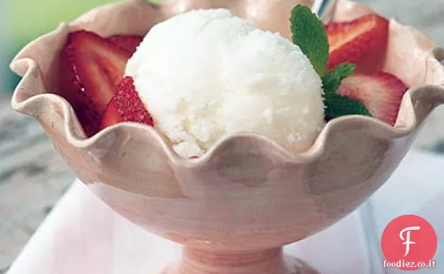 Sorbetto al Latticello con Fragole