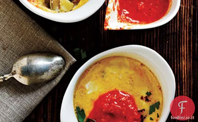 Tortilla Español con salsa Romesco