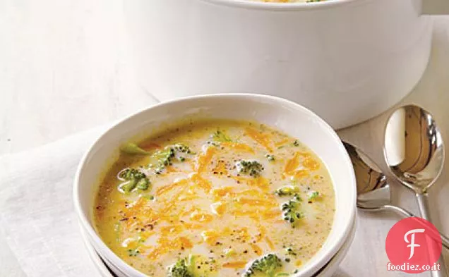 Zuppa di broccoli e cheddar
