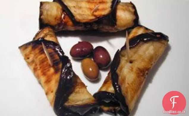 Mini-rotoli di melanzane ripiene