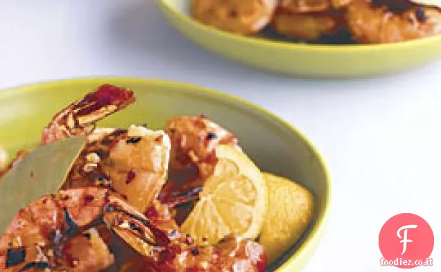 Gamberi alla griglia in salamoia con olio all'aglio