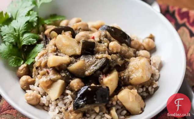 Curry di melanzane, patate e ceci