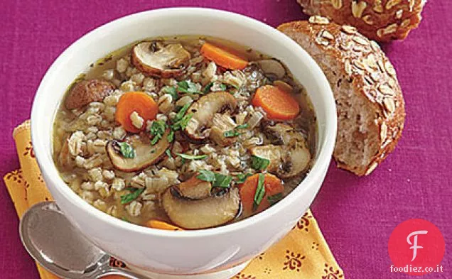 Zuppa rapida di funghi e orzo