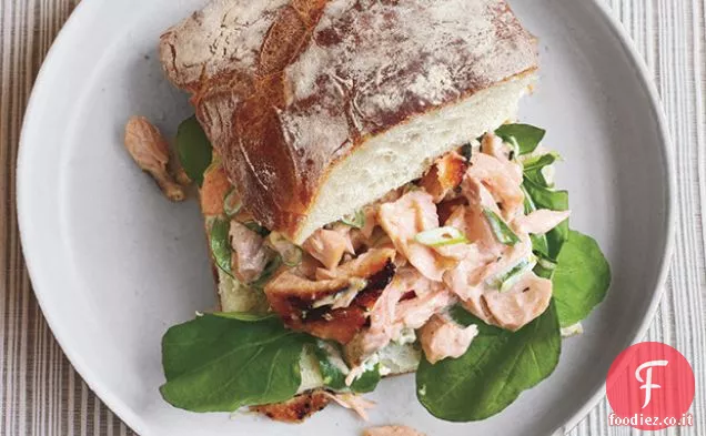 Insalata di salmone Panini su Ciabatta