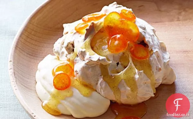 Meringhe alla Nocciola con Kumquat Conserva