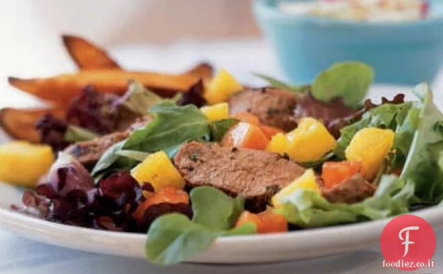 Insalata di filetto di maiale giamaicano alla griglia