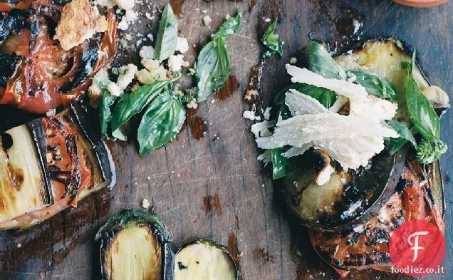 Melanzane grigliate e Pomodori con briciole di parmigiano-Basilico