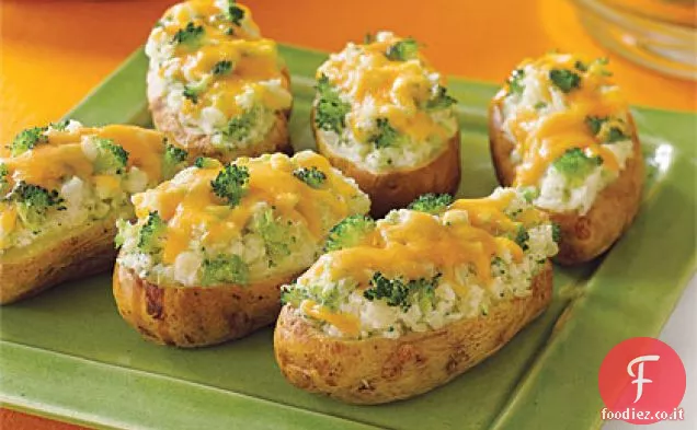 Patate al forno ripiene di broccoli e formaggio