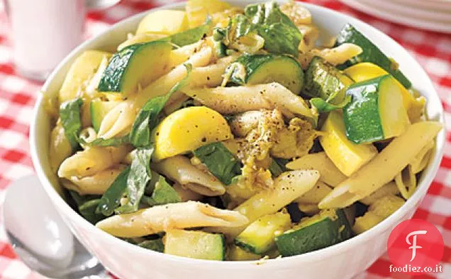 Insalata di pasta con melanzane, zucchine e zucca