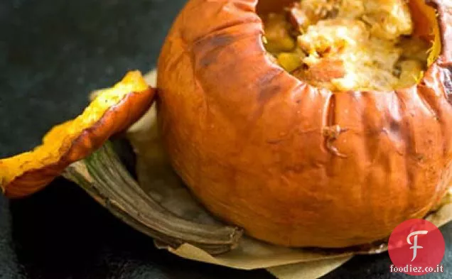 Zucca ripiena con formaggio, pancetta e peperoncini Chipotle