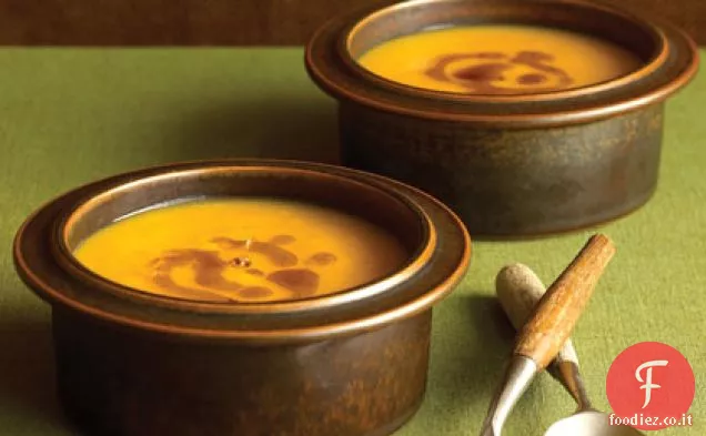 Zuppa di zucca speziata con burro rosolato allo zenzero