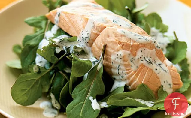 Salmone con salsa leggera di aneto