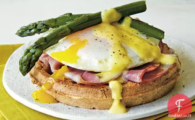 Uova Benedict Waffle Panini