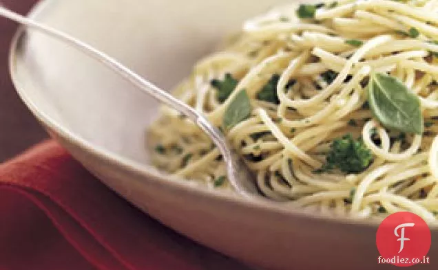 Angel Hair Pasta con Broccoli e Burro alle erbe