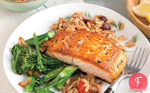 Filetti di Salmone scottato con Pilaf di Orzo