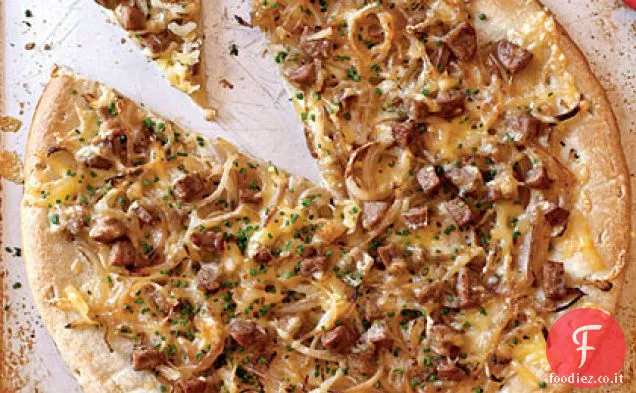 Salsiccia di pollo, cipolla dolce e pizza al finocchio