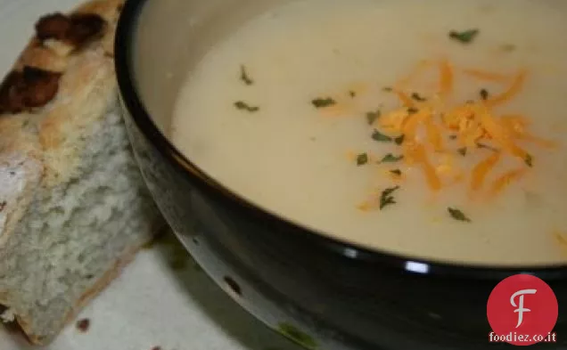 Zuppa di patate cremosa