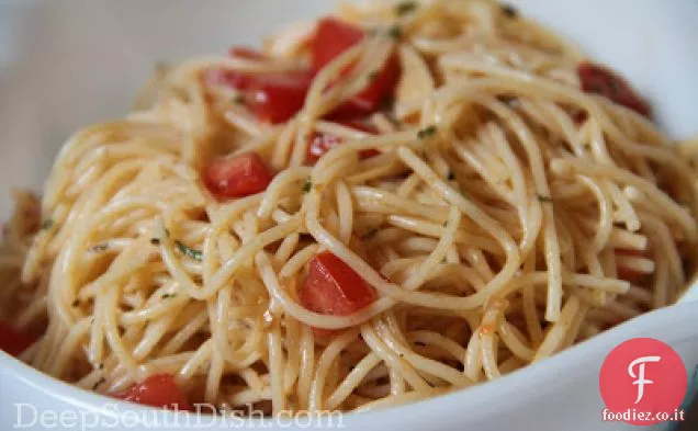 Insalata di spaghetti con vermicelli freddi