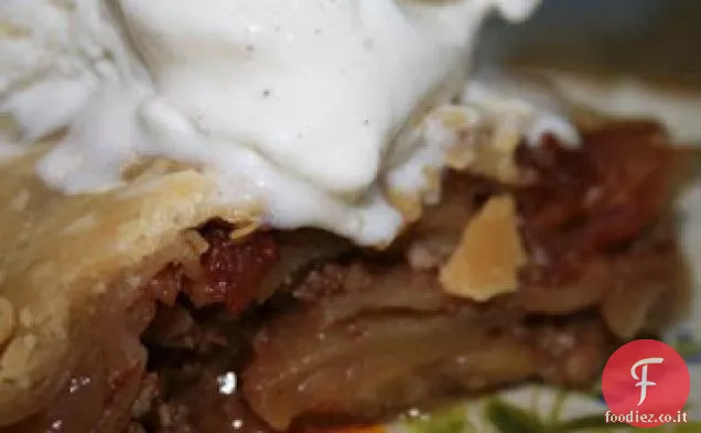 Torta di mele e noci