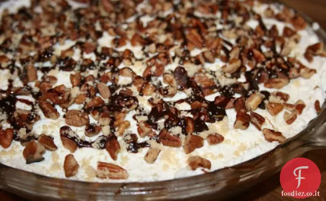 Torta di banana con crosta di biscotti di pasta frolla