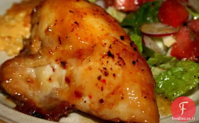 Fondo del vaso appiccicoso pollo al forno