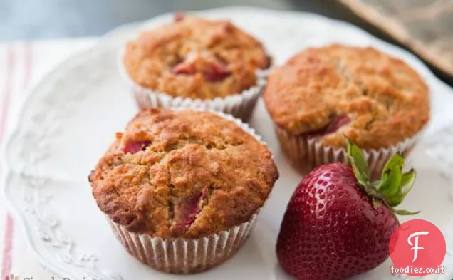 Muffin di farina d'avena alla fragola