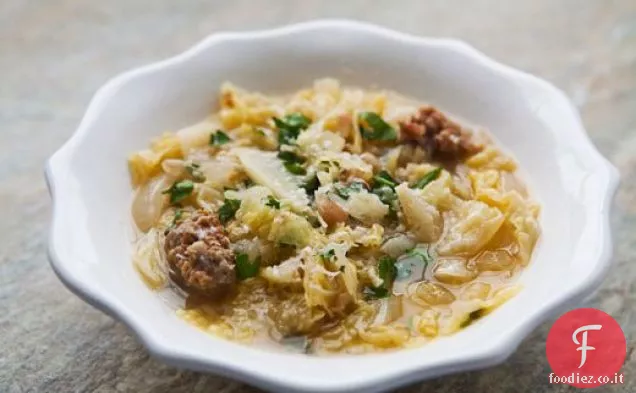 Stufato di salsiccia e cavolo italiano