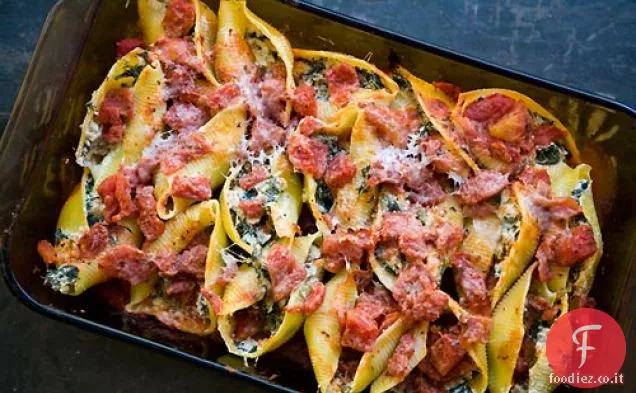 Salsiccia, Spinaci, Ricotta Gusci di Pasta ripiena