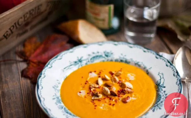 Zuppa di zucca arrosto, cocco e peperoncino