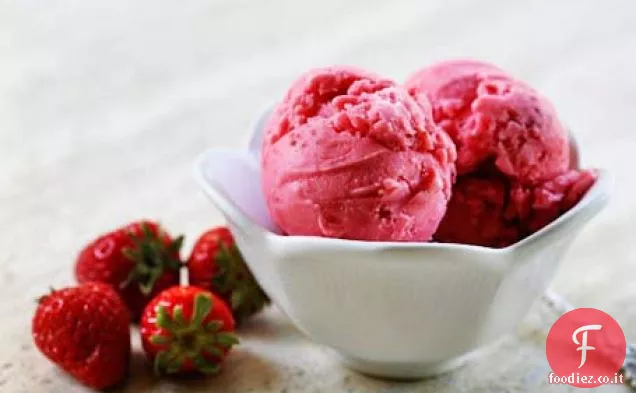 Yogurt gelato alla fragola