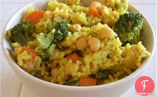 Riso con verdure, alghe e germogli