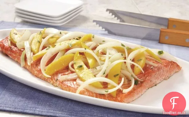Salmone con Mango, zenzero e cipolle Vidalia