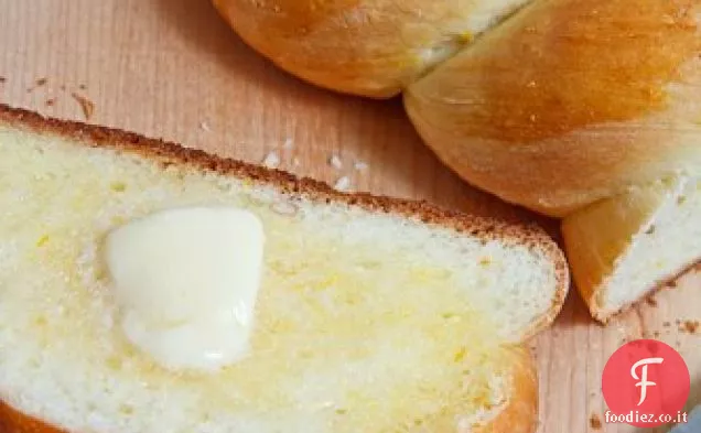 Tsoureki (pane greco di Pasqua)