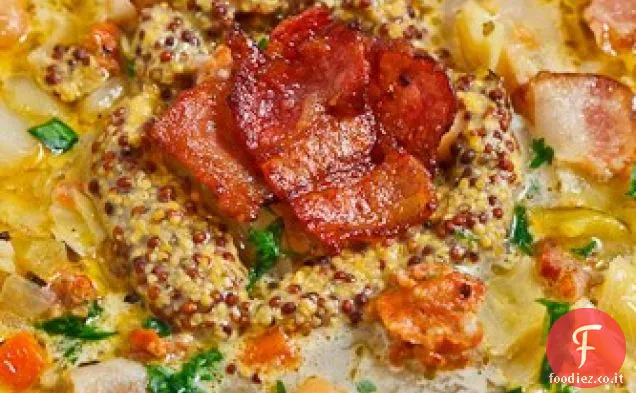 Cavolo cremoso e zuppa di pancetta affumicata doppia