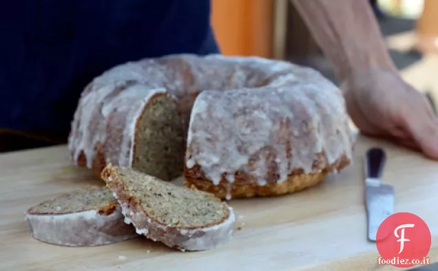 Torta di zucchine con glassa croccante al limone