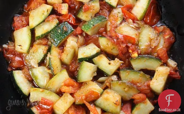 Zucchine saltate con pomodorini