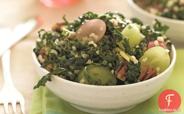 Insalata Bulgur con uva e cavolo