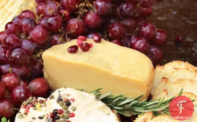 Alternativa al formaggio vegano Cheddar tagliente