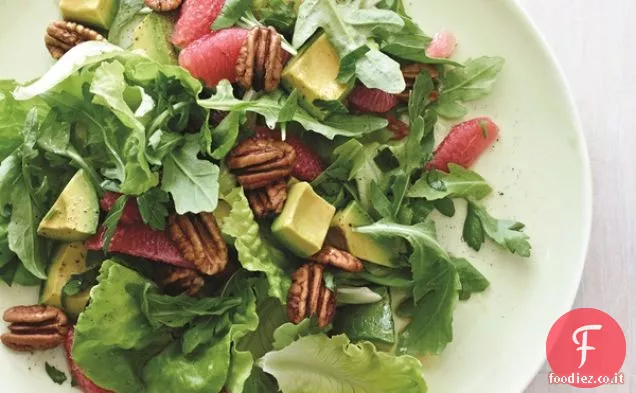 Insalata invernale di pompelmo e avocado